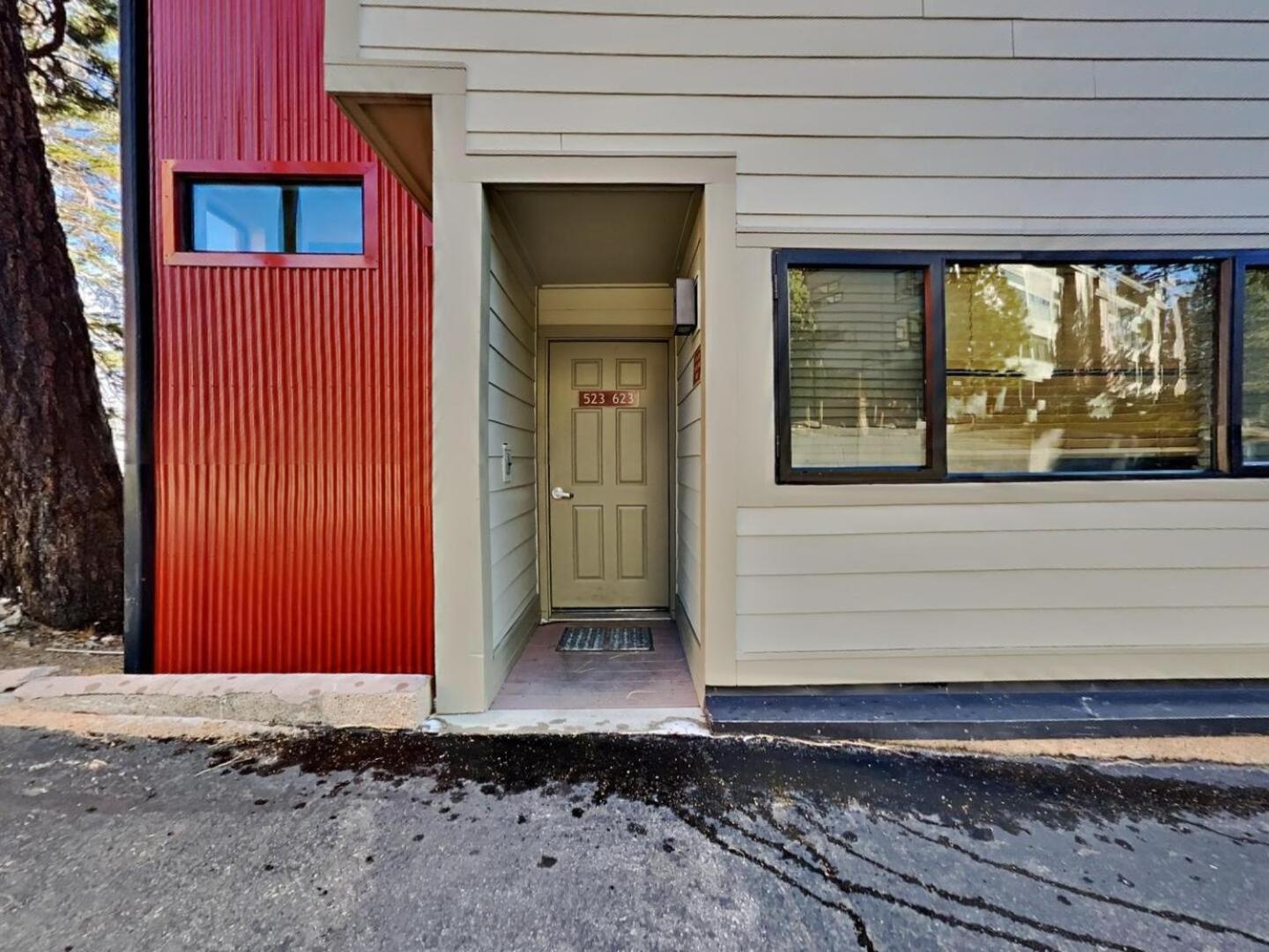 623 Mammoth Lakes
